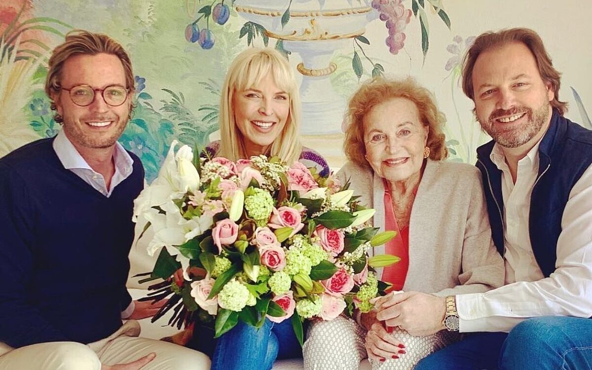 KW12 Swarovski 2 KW12 Swarovski 2