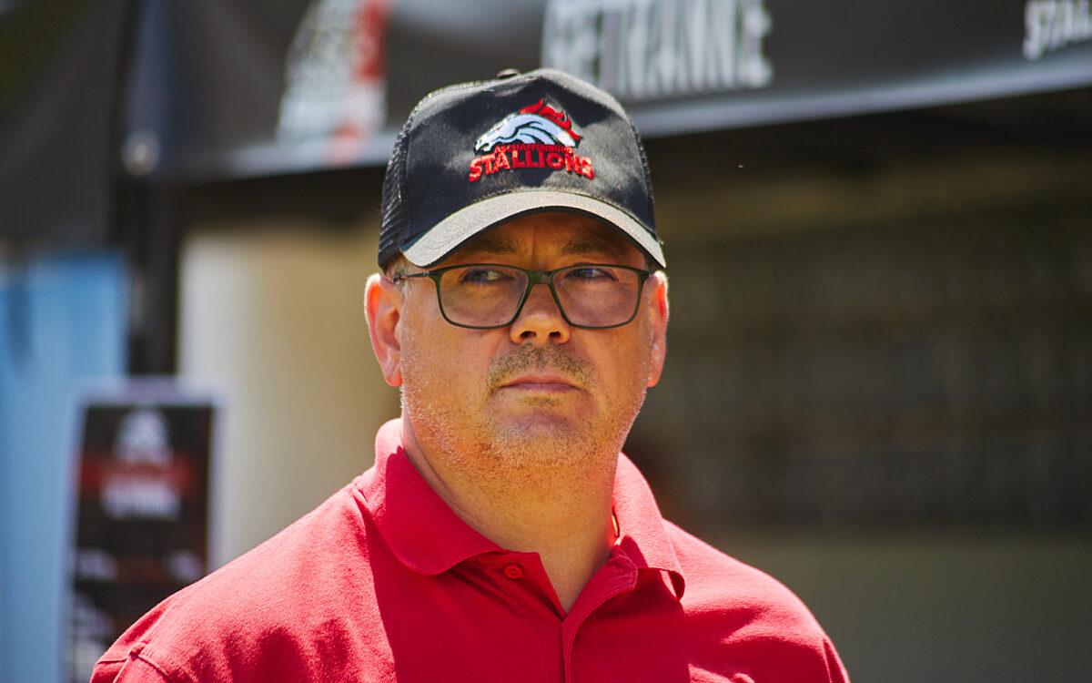 KW18 SPORT Stallions1 KW18 SPORT Stallions1