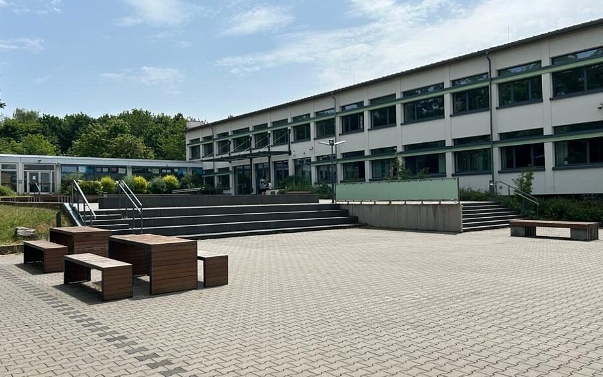 KW25 Schule 2 KW25 Schule 2