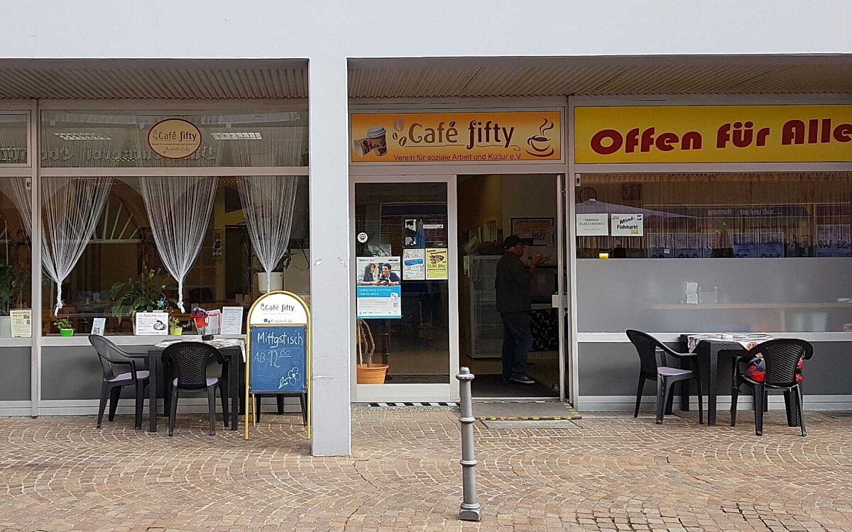 KW40 Sozialstationen Cafefifty KW40 Sozialstationen Cafefifty
