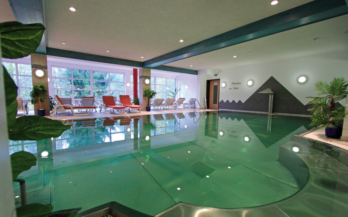 MUC30225 Wellness Wohlfuehlhotel Waldeck Hallenbad MUC30225 Wellness Wohlfuehlhotel Waldeck Hallenbad