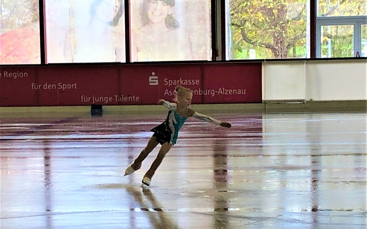 011122 Eissporthalle 3 KH 011122 Eissporthalle 3 KH