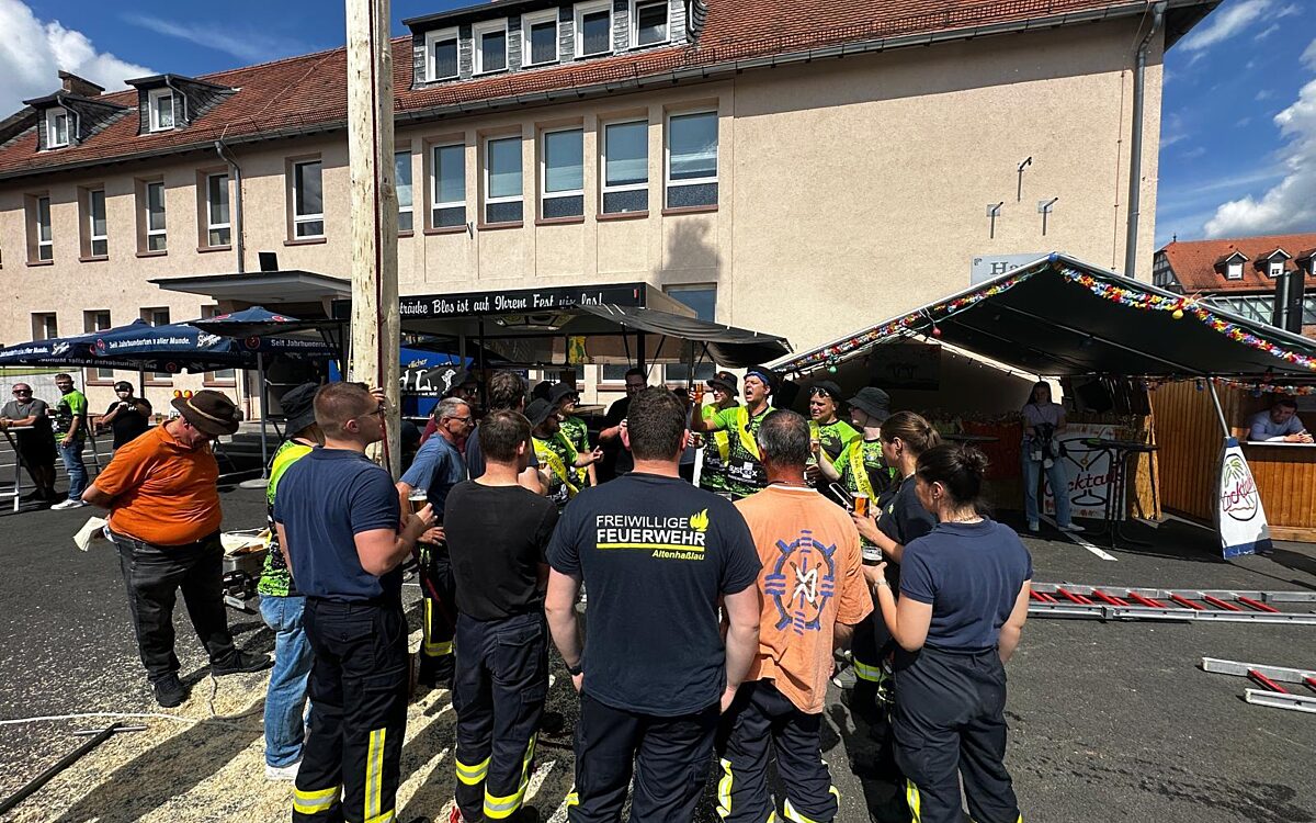 020825 Altenhasslau Strassenkerb 10 020825 Altenhasslau Strassenkerb 10