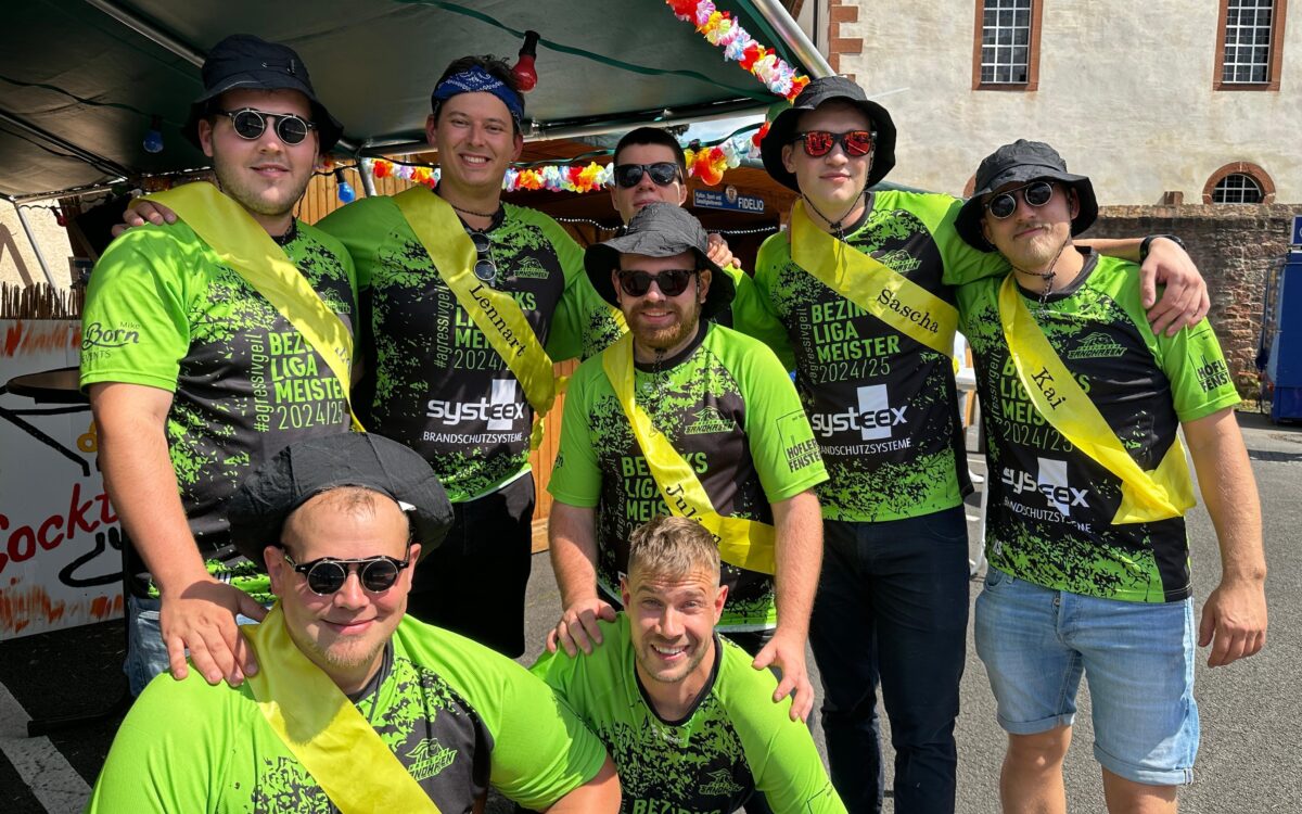 020825 Altenhasslau Strassenkerb 14 020825 Altenhasslau Strassenkerb 14