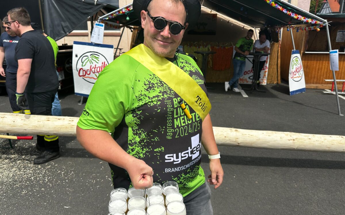 020825 Altenhasslau Strassenkerb 25 020825 Altenhasslau Strassenkerb 25