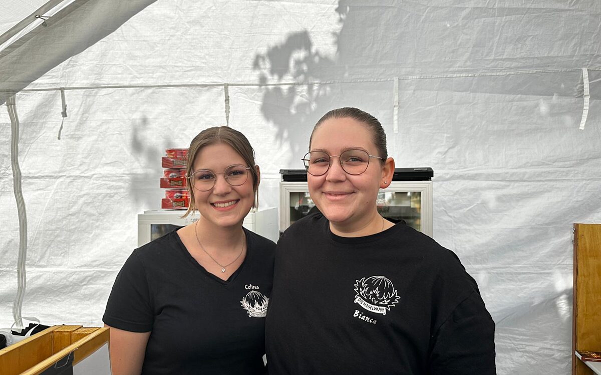 020825 Altenhasslau Strassenkerb 33 020825 Altenhasslau Strassenkerb 33