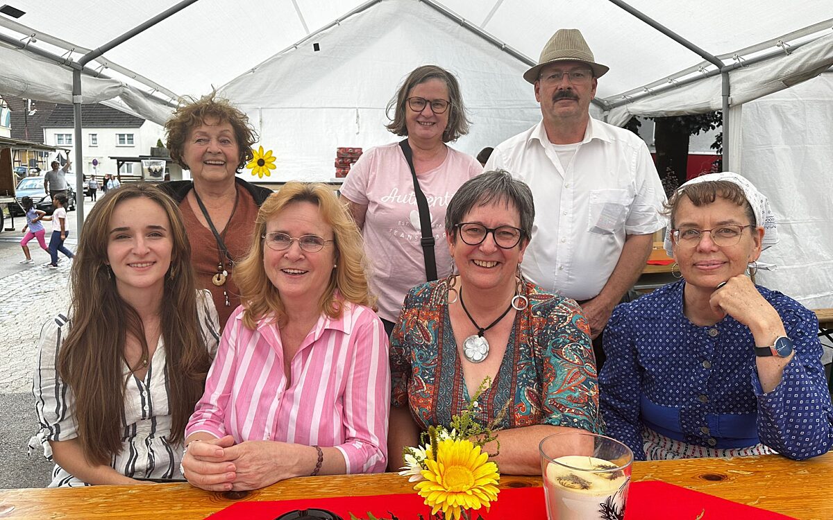 020825 Altenhasslau Strassenkerb 5 020825 Altenhasslau Strassenkerb 5