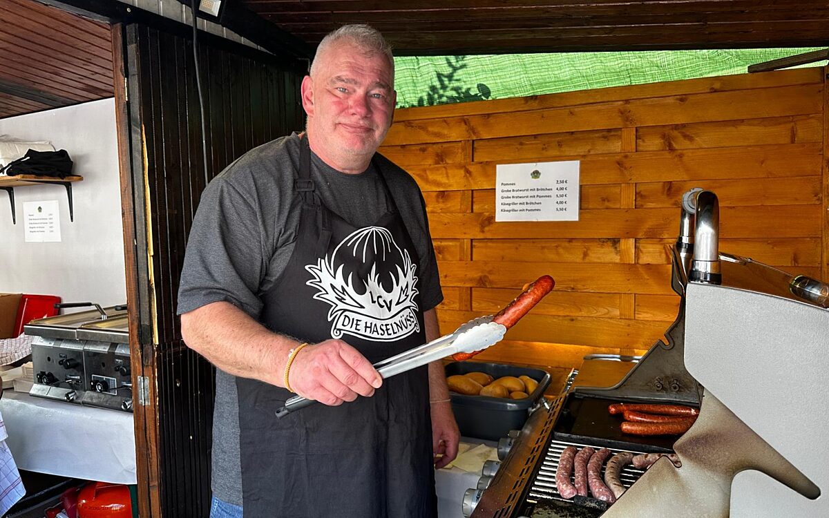 020825 Altenhasslau Strassenkerb 9 020825 Altenhasslau Strassenkerb 9