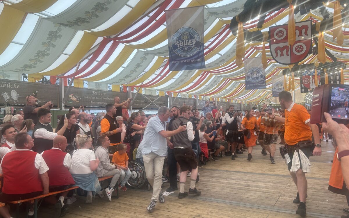 020926 Massrekord 10 020926 Massrekord 10