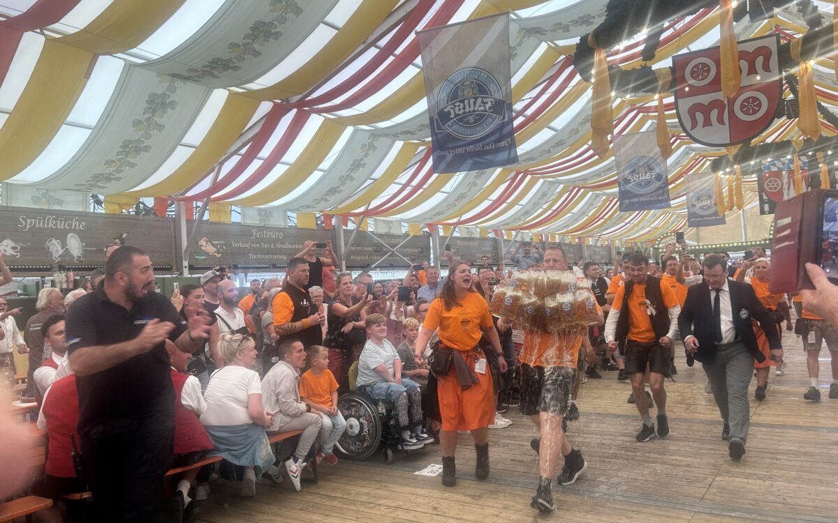 020926 Massrekord 11 020926 Massrekord 11
