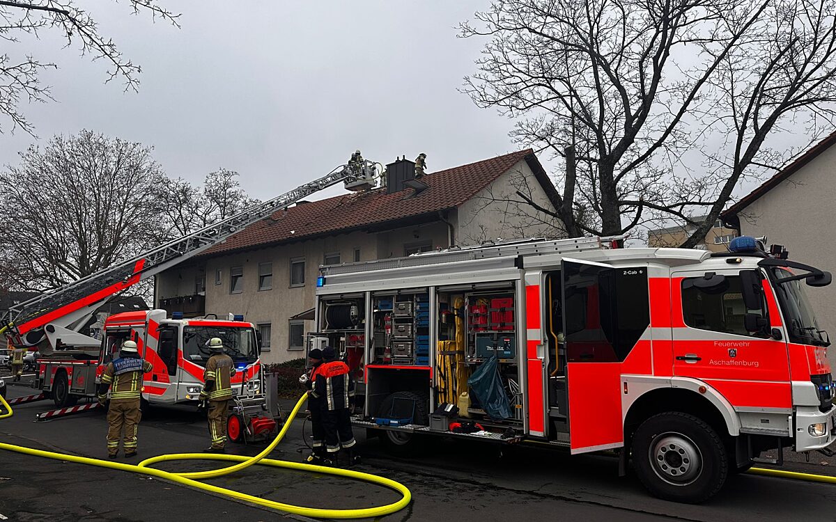 031225 AB Brand dachstuhl 1 031225 AB Brand dachstuhl 1