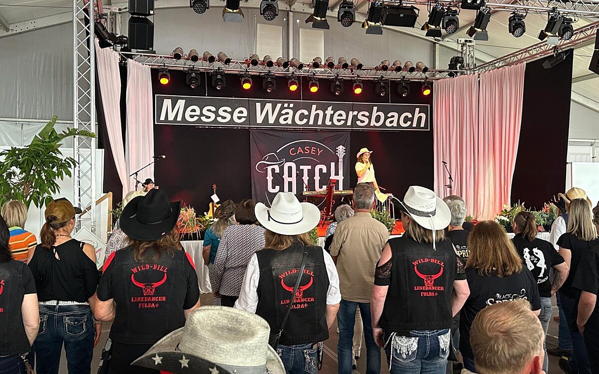 100526 Tag Zwei Messe 14