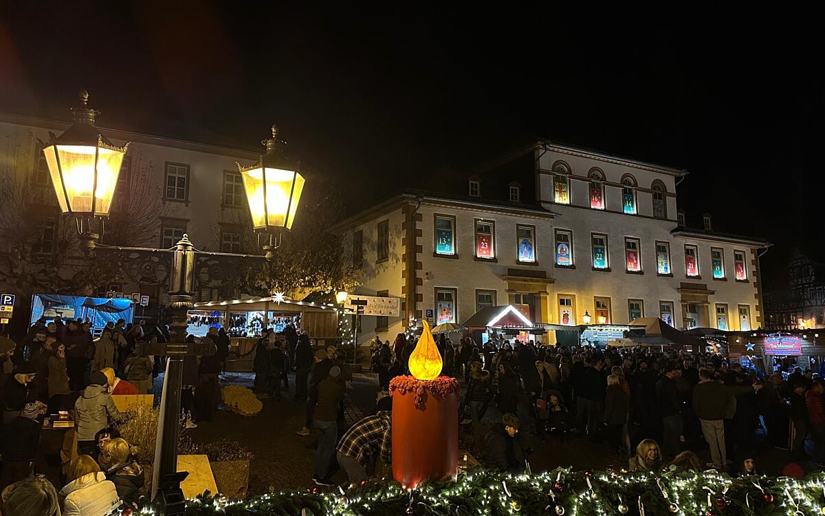 121225 Gelnhausen Weihnachtsmarkt 1 121225 Gelnhausen Weihnachtsmarkt 1