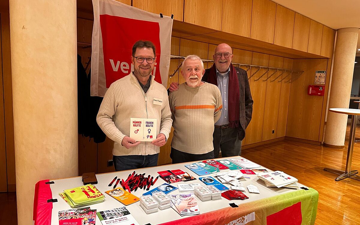 130226 AB OB heisser Stuhl 2 130226 AB OB heisser Stuhl 2