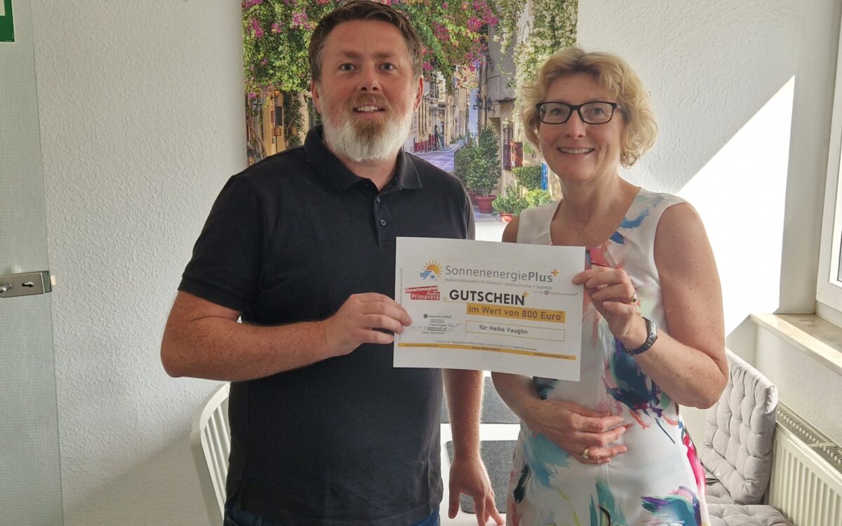 14023 Balkonkraftwerk Gewinnerin KH 14023 Balkonkraftwerk Gewinnerin KH