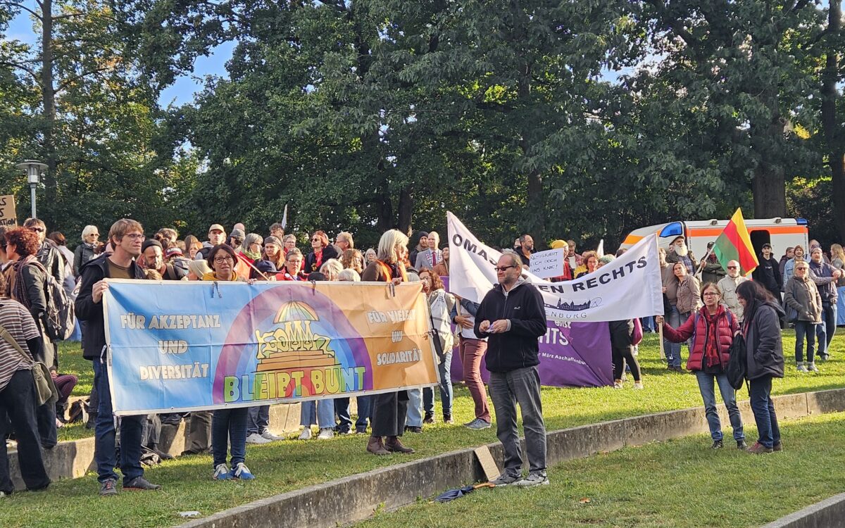 140924 Demos AB KH 28 140924 Demos AB KH 28