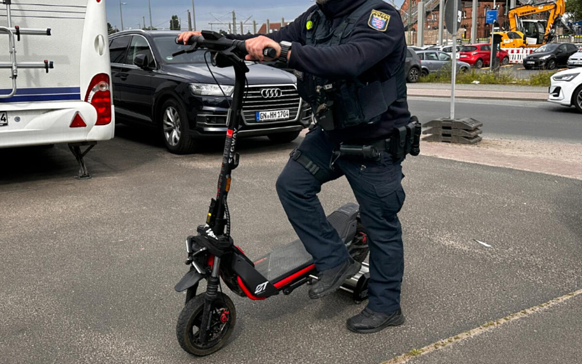 180526 Polzei E Scooter Kontrolle 1 180526 Polzei E Scooter Kontrolle 1