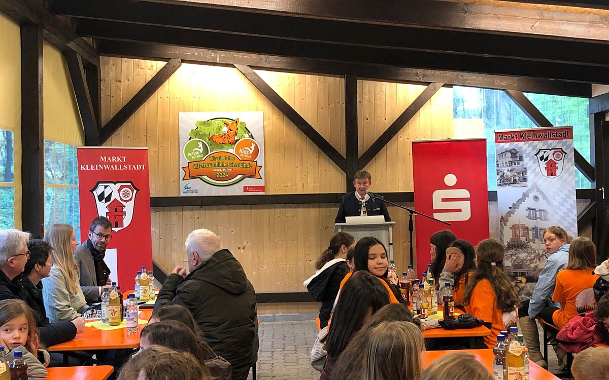 190424 Kleinwallstadt Bambi Preis 2 190424 Kleinwallstadt Bambi Preis 2