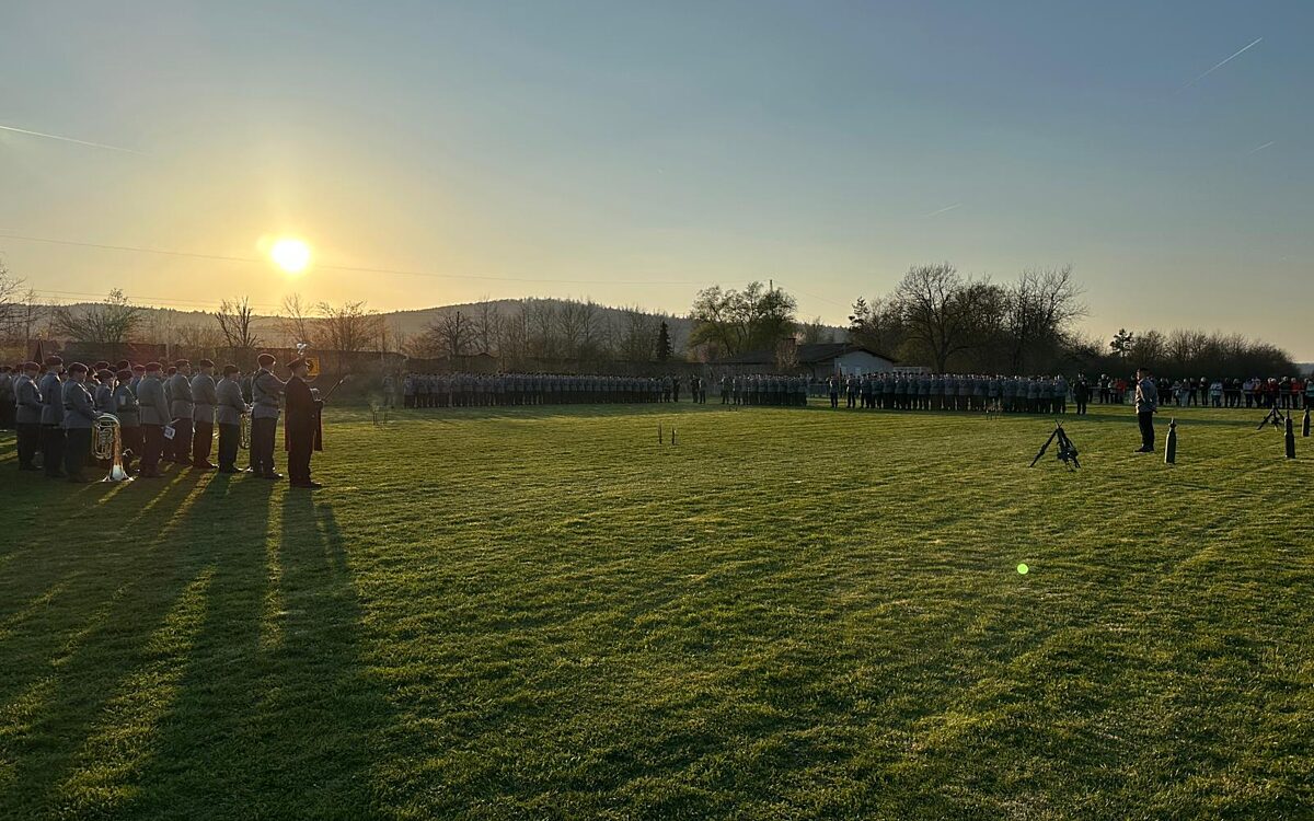 2003265 Bataillonsappell in Klingeberg 1 2003265 Bataillonsappell in Klingeberg 1