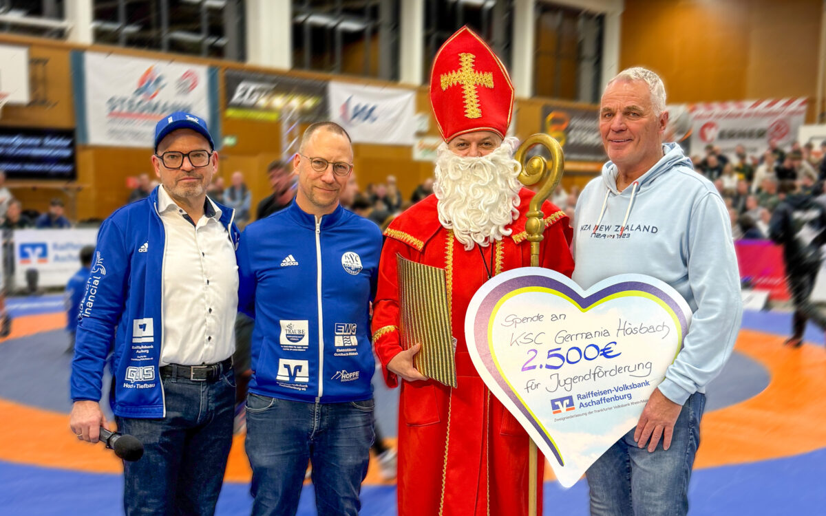 2025 12 06 Spende KSC Germania Hoesbach IMG 5885 weichz 3000px 2025 12 06 Spende KSC Germania Hoesbach IMG 5885 weichz 3000px
