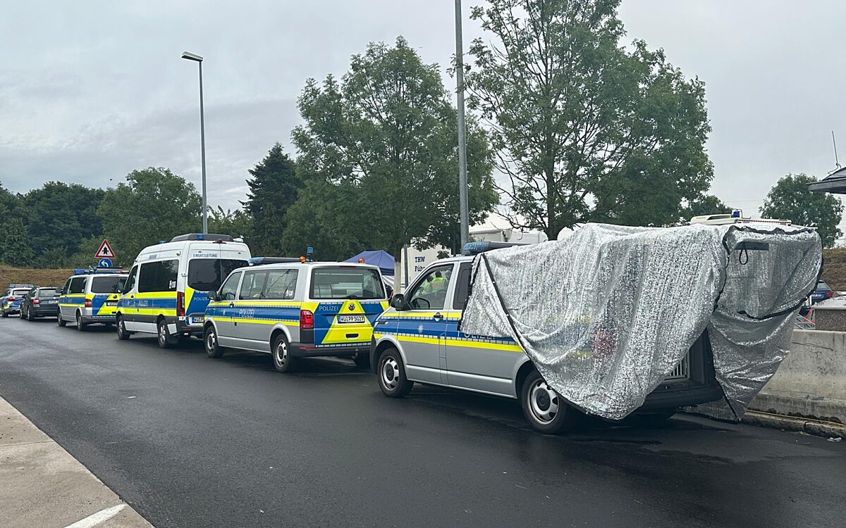 210725 Polizeikontzrolle 1 210725 Polizeikontzrolle 1