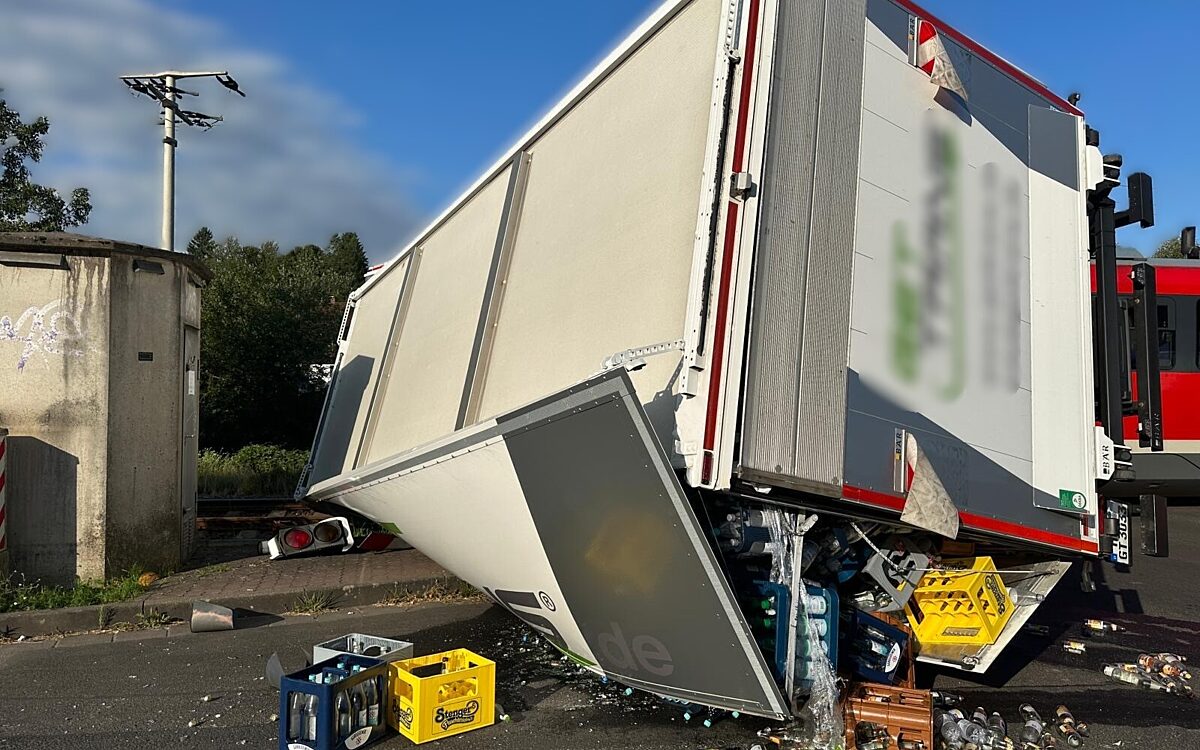 220825 Moembris Zugunfall 2geblurred 220825 Moembris Zugunfall 2geblurred