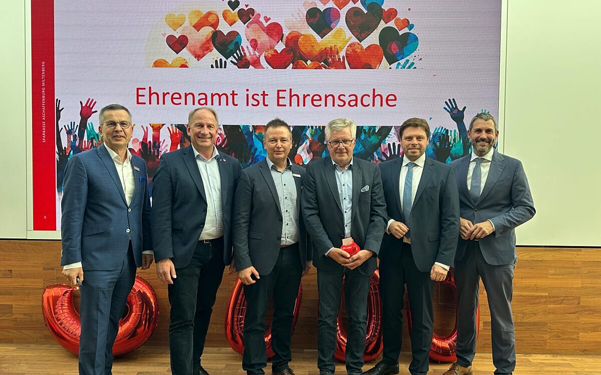 240926 Aschaffenburg Spendenuebergabe 4 240926 Aschaffenburg Spendenuebergabe 4