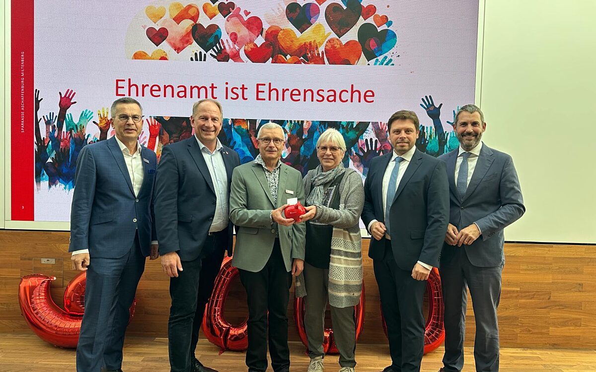 240926 Aschaffenburg Spendenuebergabe 5 240926 Aschaffenburg Spendenuebergabe 5