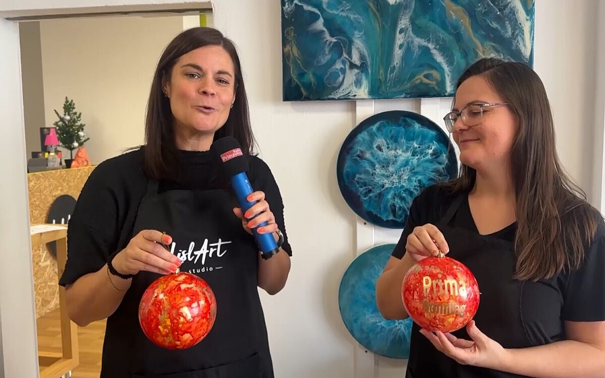 241125 Schoellkrippen Frau Holle JG