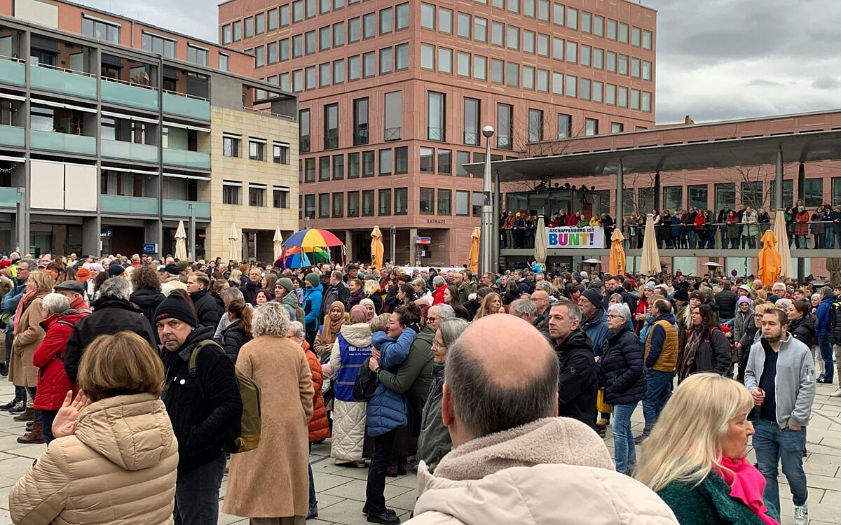 250125 AB ist bunt HW 5 250125 AB ist bunt HW 5