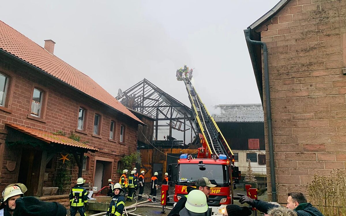 301224 Amorbach Scheunenbrand 1 301224 Amorbach Scheunenbrand 1
