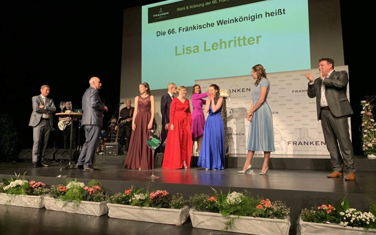 3 E3 E0 DDB 53 A1 4947 AC5 B 7 EF88 B2 A5 FF9 3 E3 E0 DDB 53 A1 4947 AC5 B 7 EF88 B2 A5 FF9