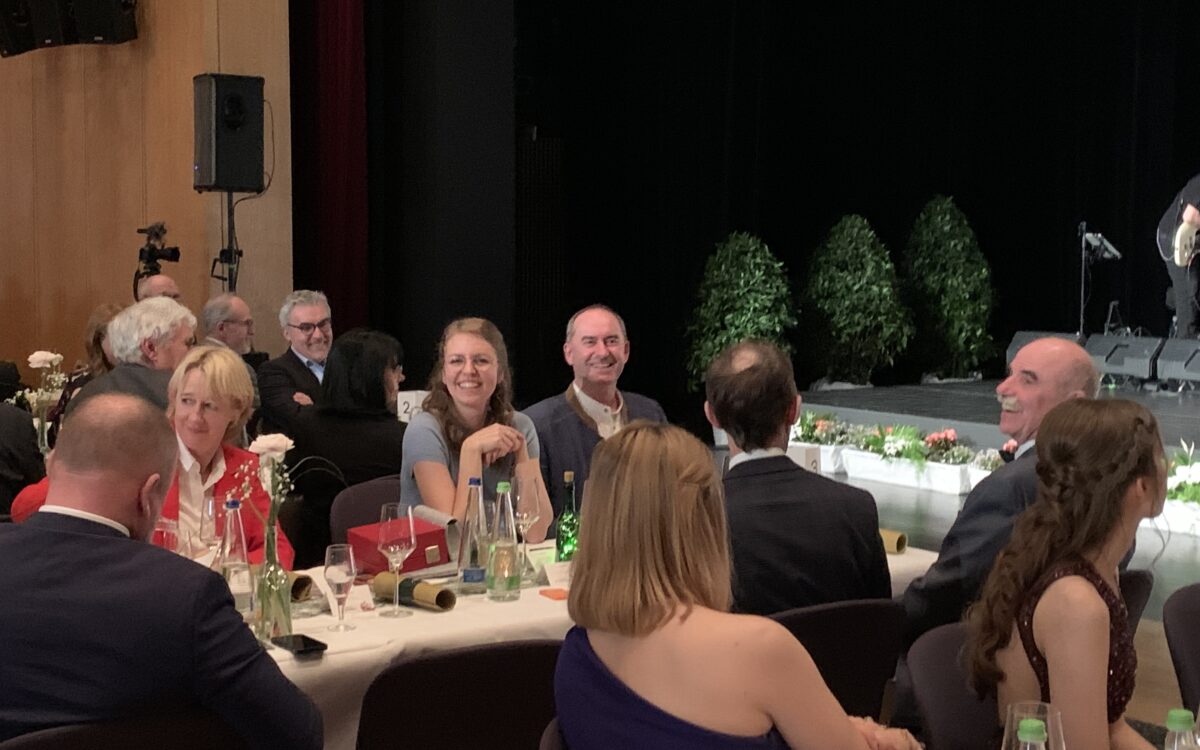 BE1 D2 B3 D 4392 4403 9 A35 B271 E693 E40 B BE1 D2 B3 D 4392 4403 9 A35 B271 E693 E40 B