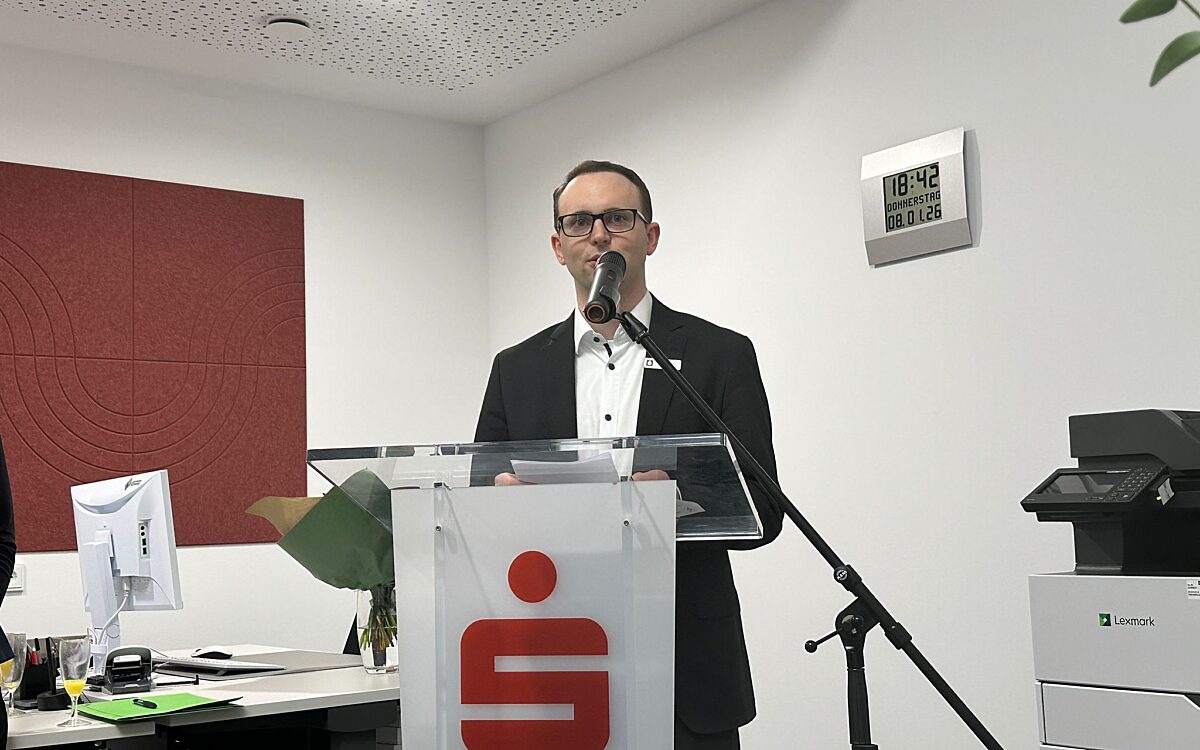 Eroeffnung 7 Eroeffnung 7