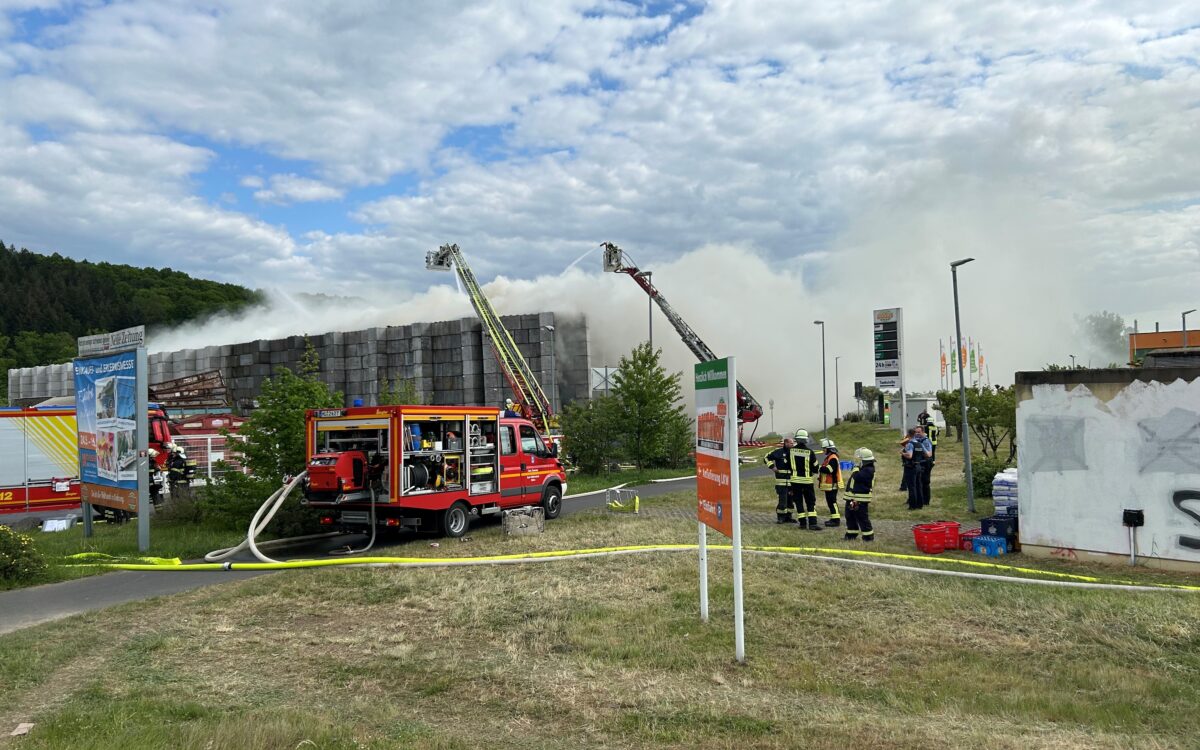 Grossbrand Waechtersbach Bild 4 Grossbrand Waechtersbach Bild 4