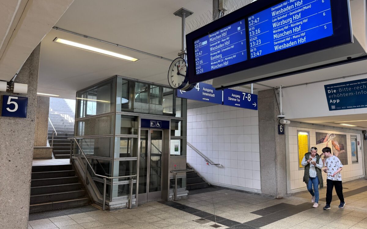 KW 17 Aufzug 2 KW 17 Aufzug 2