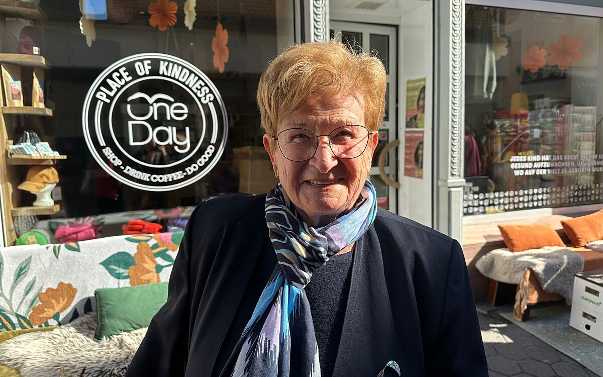 KW 40 Aufzug Annemarie Hloch Aschaffenburg KW 40 Aufzug Annemarie Hloch Aschaffenburg