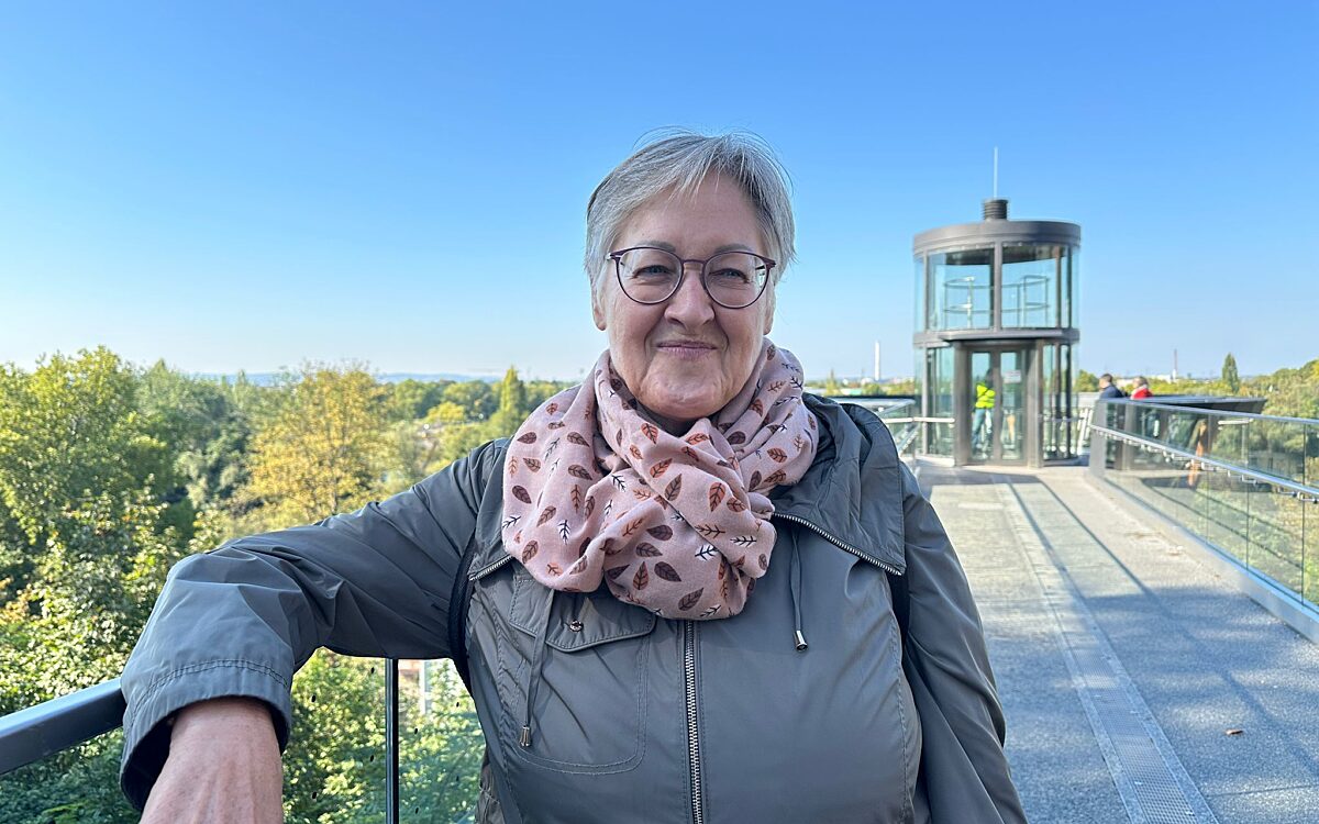 KW 40 Aufzug Christine Henning Sulzbach KW 40 Aufzug Christine Henning Sulzbach