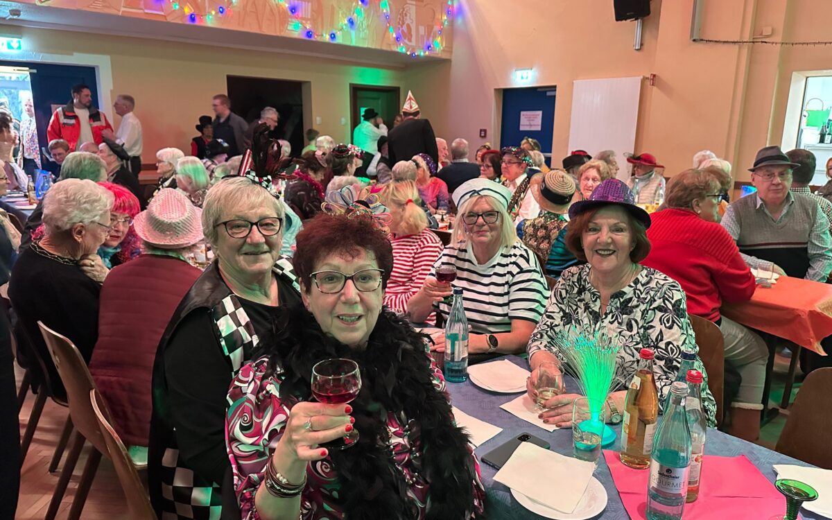 KW04 Grossheubach Seniorenfasching 9 KW04 Grossheubach Seniorenfasching 9