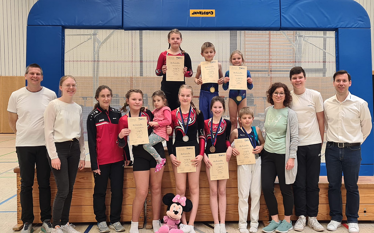 KW16 Unterfraenkische Trampolinmeisterschaften 3 KW16 Unterfraenkische Trampolinmeisterschaften 3