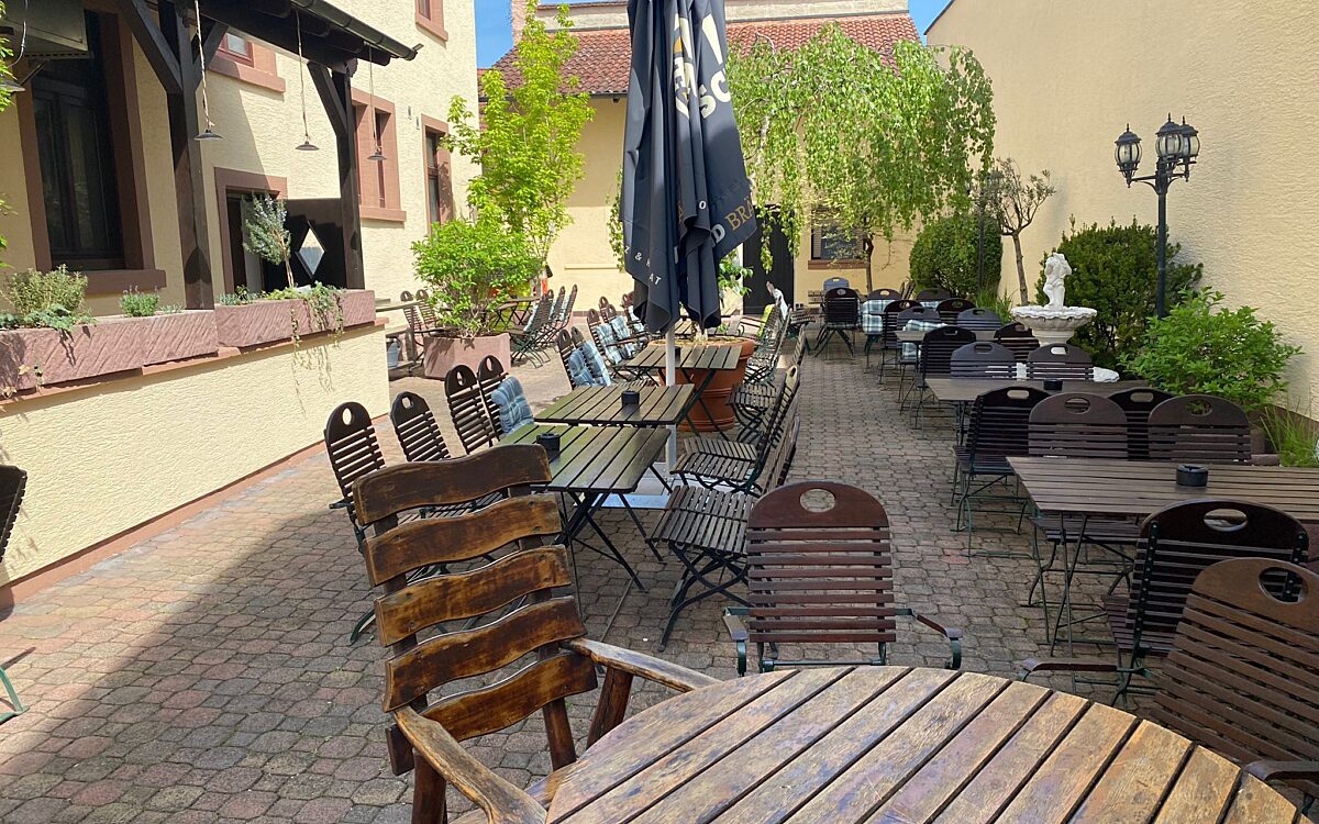KW21 Biergarten Main Wirtshaus Mainaschaff KW21 Biergarten Main Wirtshaus Mainaschaff