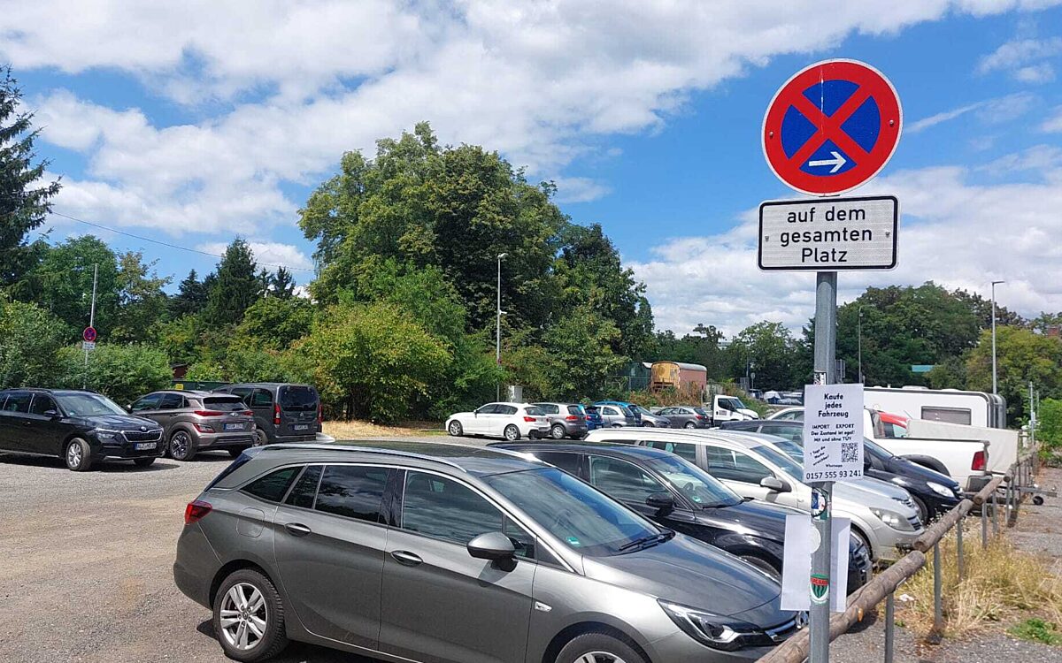 KW30 Aschaffenburg parkverbotsschild 1 KW30 Aschaffenburg parkverbotsschild 1
