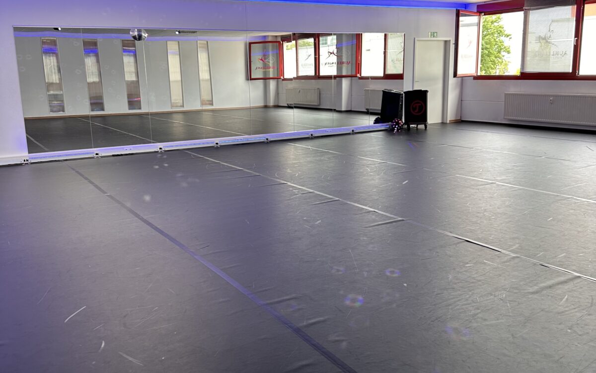 KW32 tanzen 1 KW32 tanzen 1
