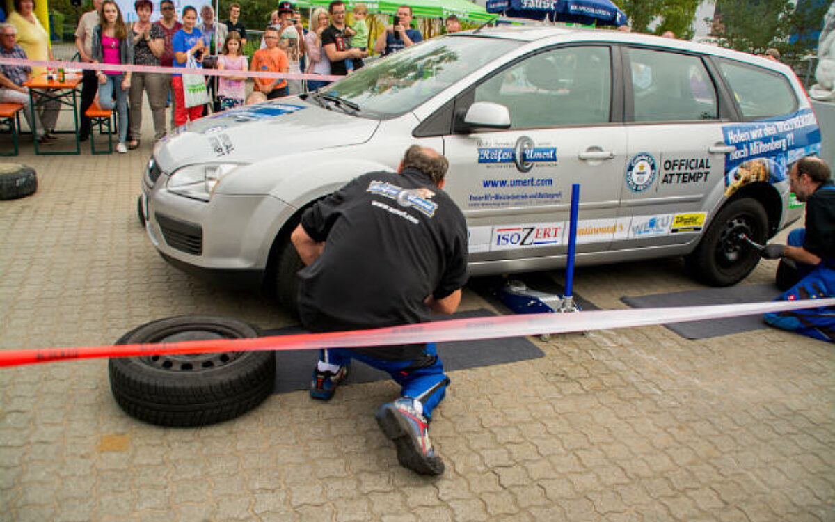 KW36 Weltrekord Miltenberg Reifenwechsel KW36 Weltrekord Miltenberg Reifenwechsel