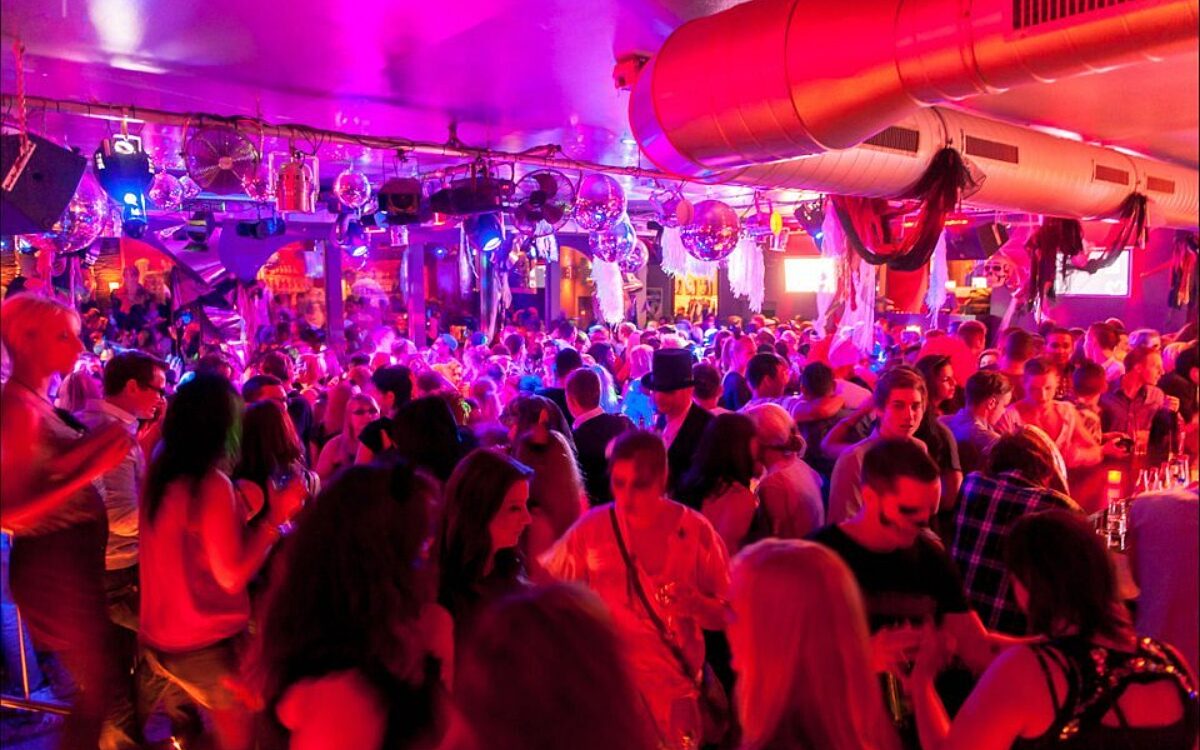 KW49 Disco Anna1 KW49 Disco Anna1