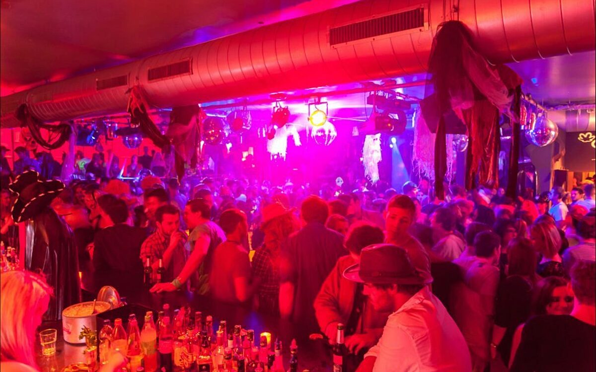 KW49 Disco Anna2 KW49 Disco Anna2