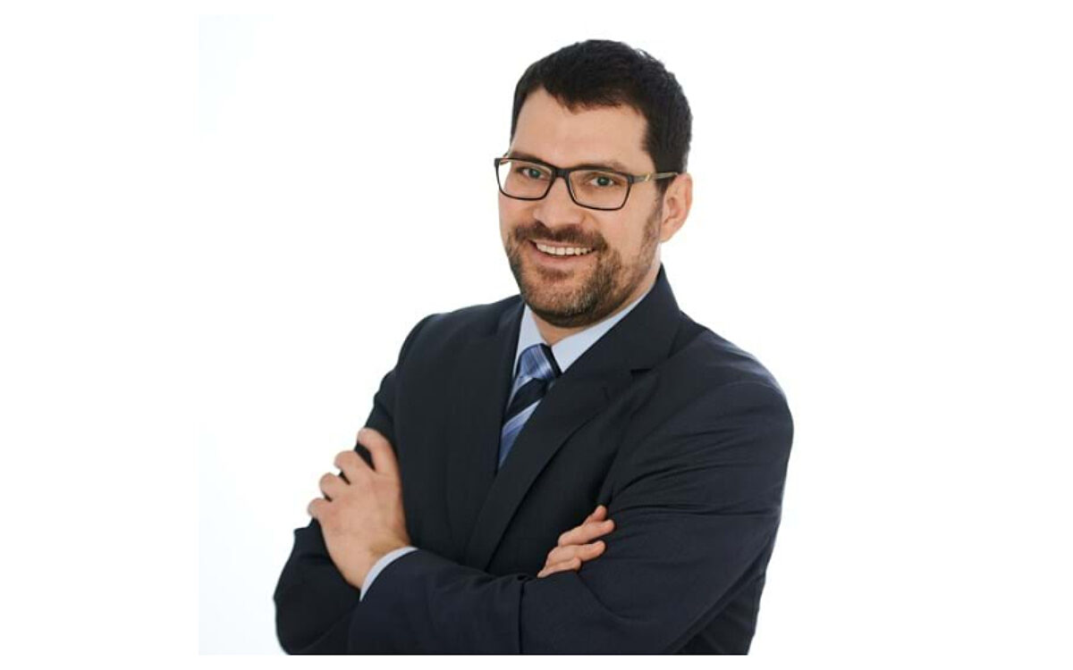 Michael Schwing 1 Michael Schwing 1