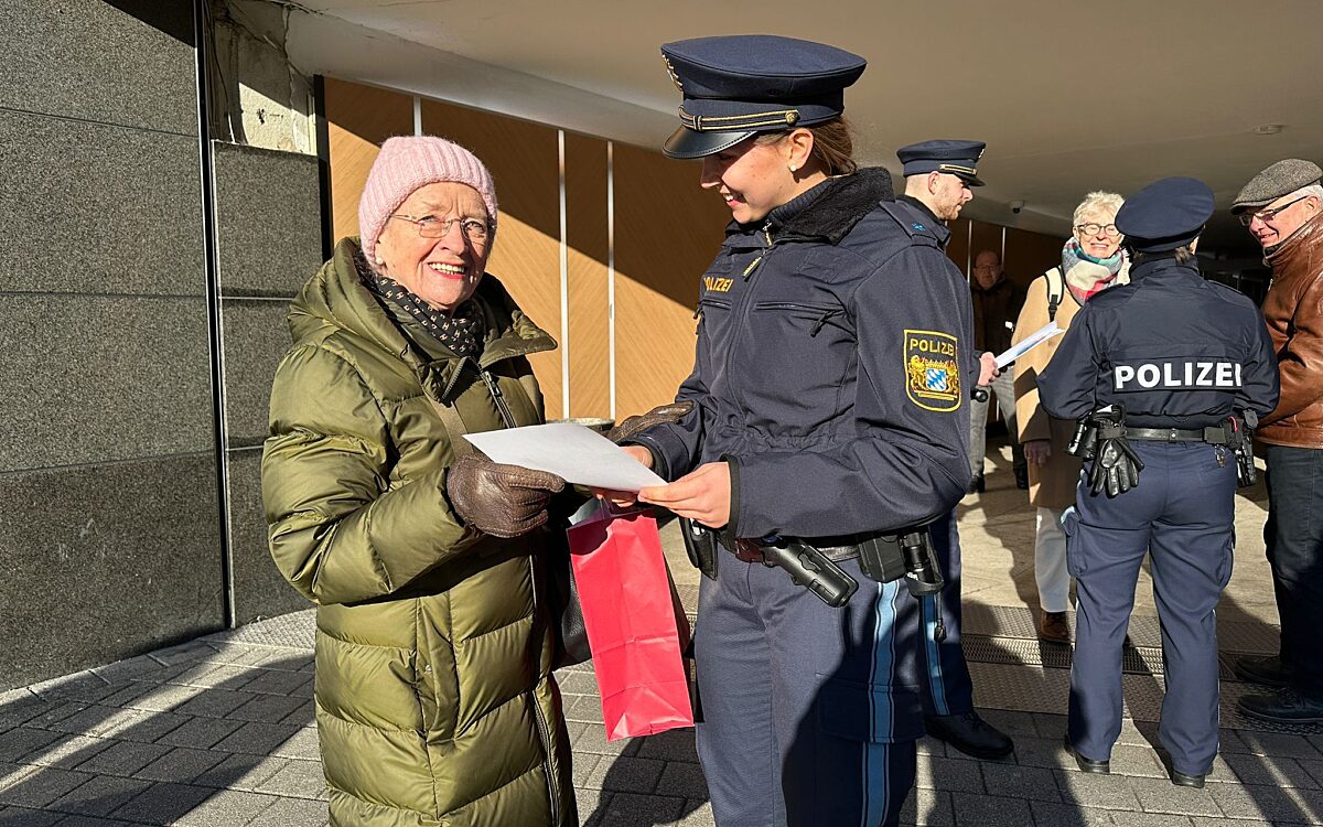 Polizei Info 2 Polizei Info 2