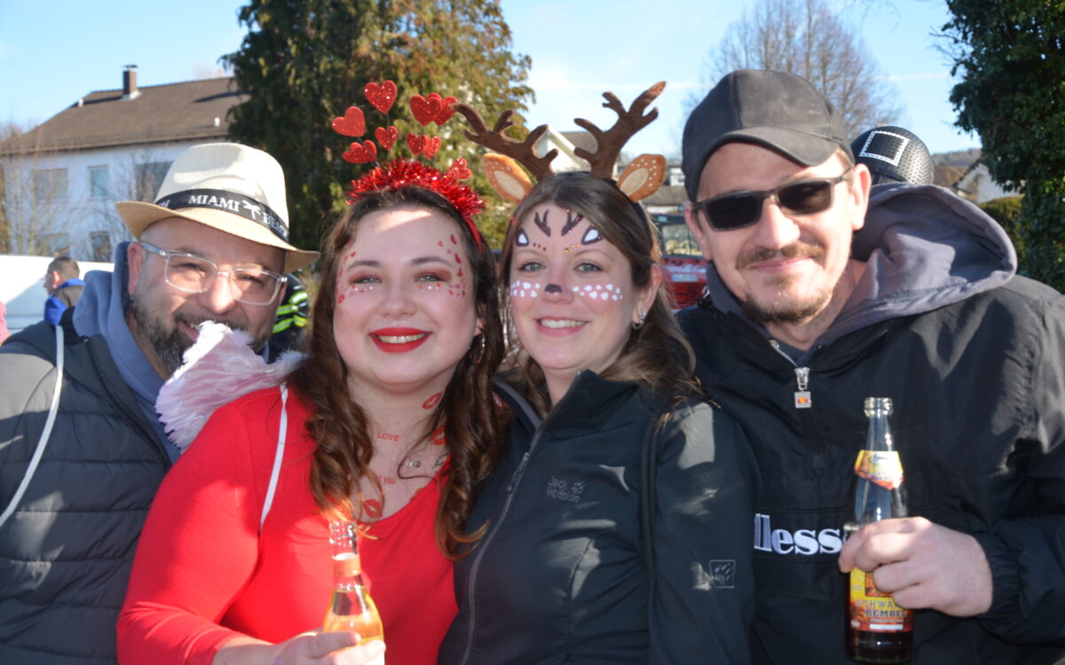 Schoellkrippen Umzug Bilder 7 Schoellkrippen Umzug Bilder 7