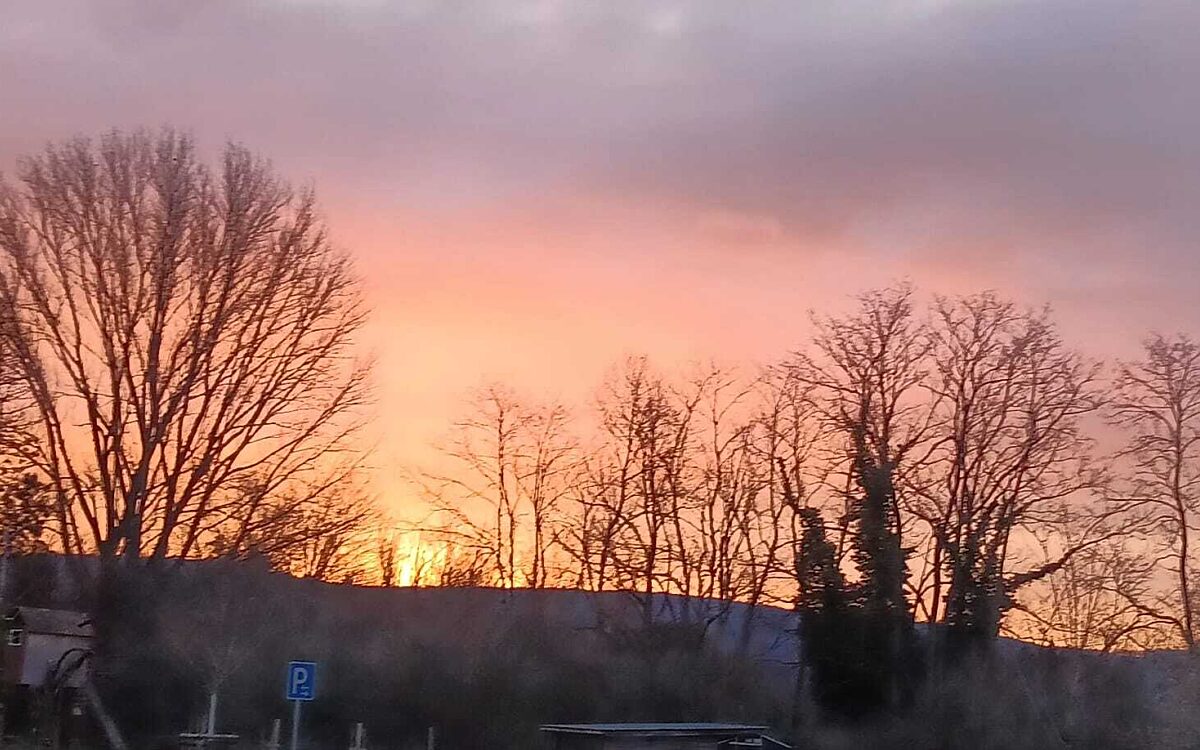 Sonnenaufgang Kahl Helga Bender Sonnenaufgang Kahl Helga Bender